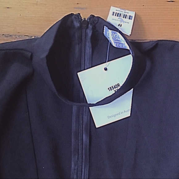 NWT LF choker collar long-sleeved wrap crop top XS - Picture 7 of 8